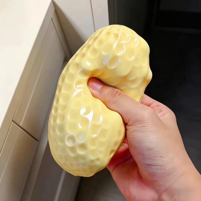 In Stock Peanut Stress Ball Cr - Vinyl Figure Blank บทวิจารณ์และราคา